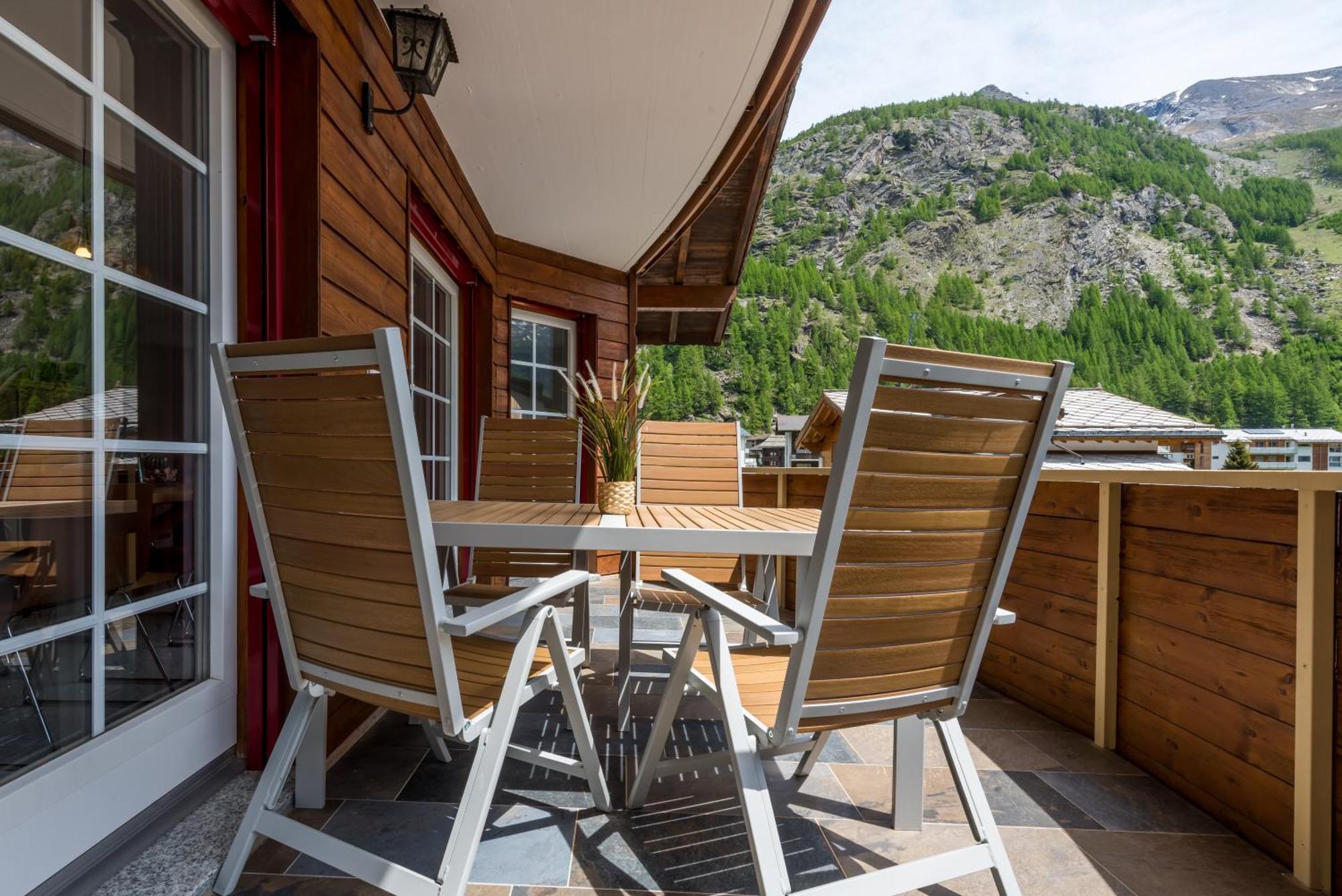 Montela Hotel & Resort - Casa Antares Saas-Grund Bagian luar foto